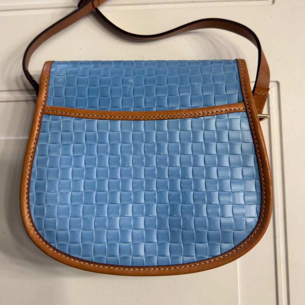 Dooney & Bourke Claremont Field Bag Light Blue Woven Leather Crossbody Purse - Picture 6 of 9